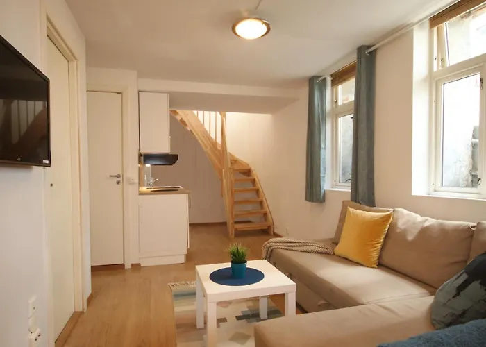 Super Cozy Apartment In Picturesque Neighborhood